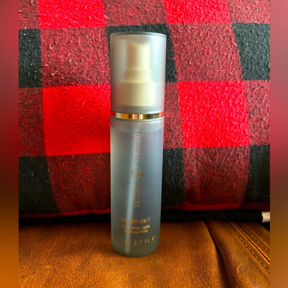COMPLEX CULTURE Filter Out Daily Blue Light Defense Mist 2.7 fl oz. Used 1 time